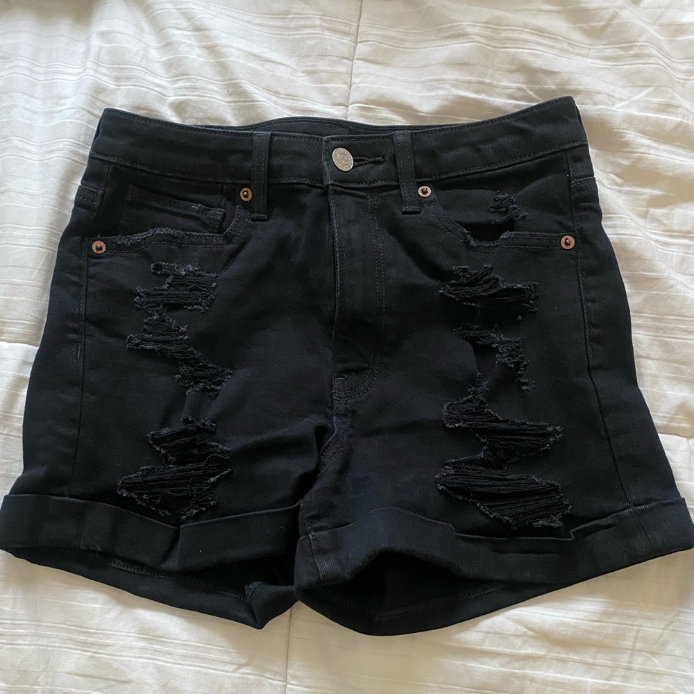 American Eagle Highest Rise Mom Short - Black